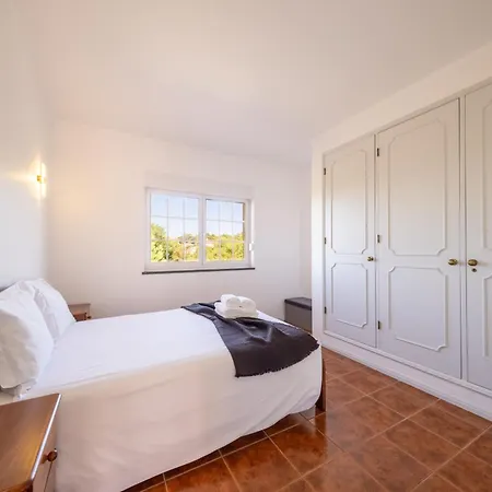 Burgo D Sancho I 17 Feriehus Amoreira (Leiria)
